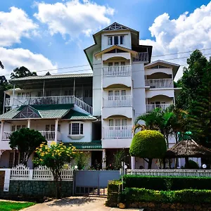 3* Resort Lakezone