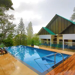 3* Resort Chithirapuram Palace