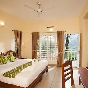 3* Resort The Breeze